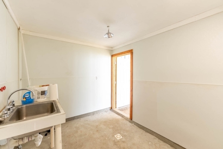 Commercial Property | Office Building and 40 x 60 Shop - image 40
