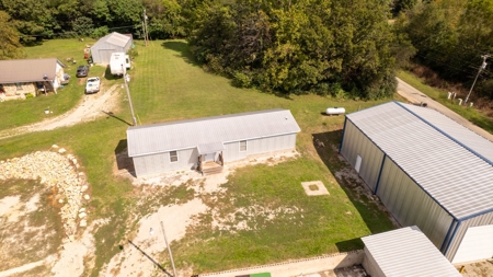 Commercial Property | Office Building and 40 x 60 Shop - image 11