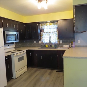 Charming 2-Bedroom Home in Stanberry, MO with Large Yard - image 6