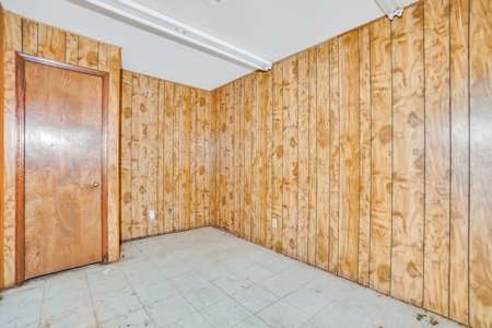 Commercial Property For Sale In Elk City, Oklahoma - image 14