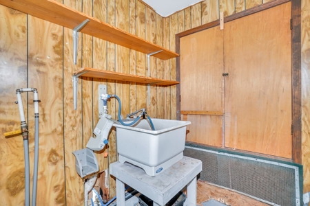 Commercial Property For Sale In Elk City, Oklahoma - image 15
