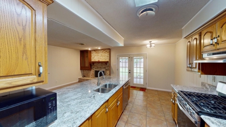 203 Mesa Dr, Gatesville, TX – Upgraded Gem! - image 7