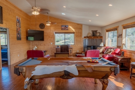 The Hayloft Ranch - Mountain Custom Log Home & Guest Houses - image 46