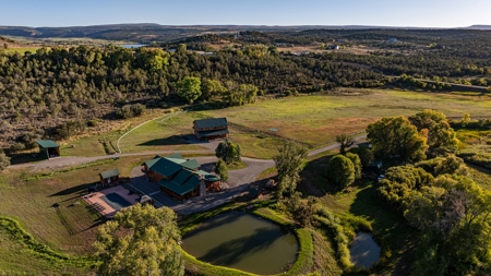 The Hayloft Ranch - Mountain Custom Log Home & Guest Houses - image 2