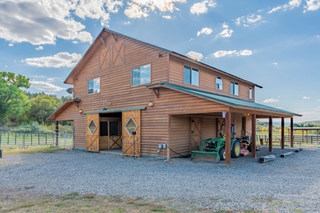 The Hayloft Ranch - Mountain Custom Log Home & Guest Houses - image 50