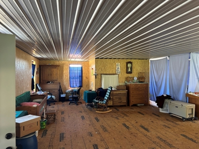 Amish Home & 2 Barns On 12.11 Acres - Casey County, Ky - image 30