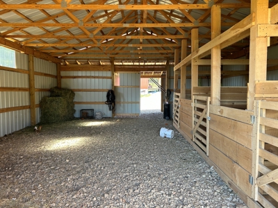 Amish Home & 2 Barns On 12.11 Acres - Casey County, Ky - image 23