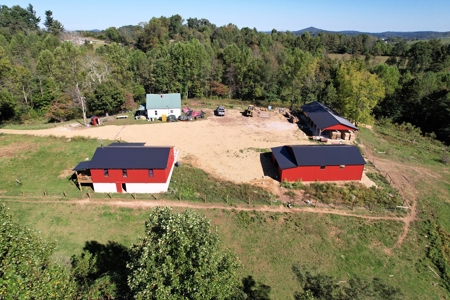 Amish Home & 2 Barns On 12.11 Acres - Casey County, Ky - image 4