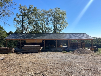 Amish Home & 2 Barns On 12.11 Acres - Casey County, Ky - image 16