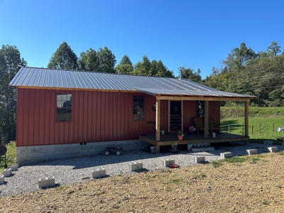 Amish Home & 2 Barns On 12.11 Acres - Casey County, Ky - image 28