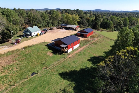 Amish Home & 2 Barns On 12.11 Acres - Casey County, Ky - image 3