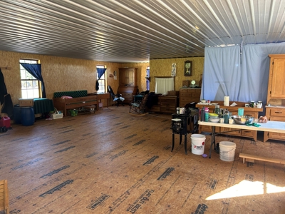 Amish Home & 2 Barns On 12.11 Acres - Casey County, Ky - image 32