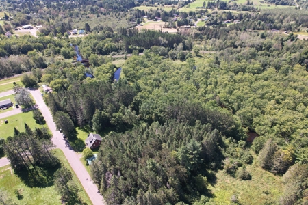 Home with Acreage for Sale in Glidden, Wisconsin - image 5