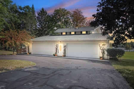 Home with Waterfront Access Lake Fifteen for Sale Atlanta MI - image 2