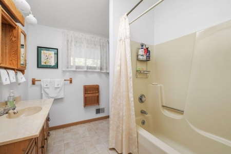 Home with Waterfront Access Lake Fifteen for Sale Atlanta MI - image 34