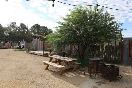 201 S Water Fort Stockton, Tx Airbnb For Sale - image 26