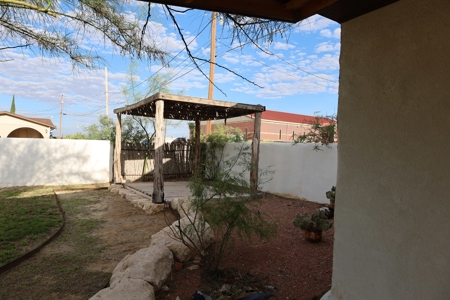 201 S Water Fort Stockton, Tx Airbnb For Sale - image 31