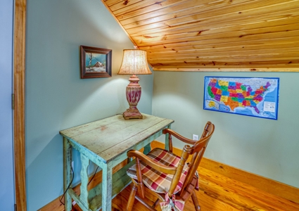 Jasper Newton County Creekside Cabin Buffalo River  For Sale - image 22