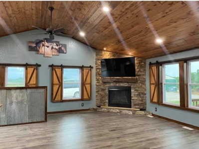 Home and Land For Sale - image 27