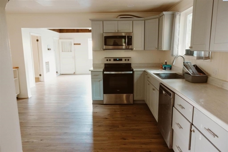 Colfax, Washington - Small Town Home With Large Yard! - image 24