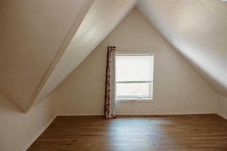 Colfax, Washington - Small Town Home With Large Yard! - image 18