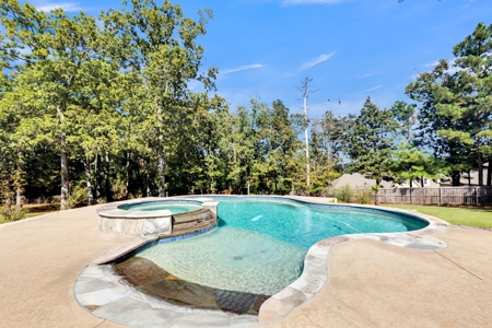 South Tyler Luxury Home for Sale in Jack Three Lakes Legacy - image 36