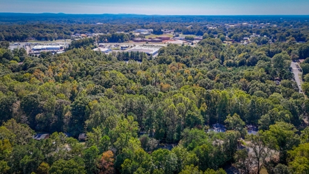 Residential Acreage in the Heart of Lexington NC - image 6