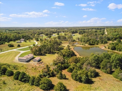 Exquisite Contemporary Ranch Home w/Stunning Lake View - image 2