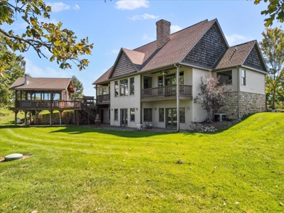 Exquisite Contemporary Ranch Home w/Stunning Lake View - image 3