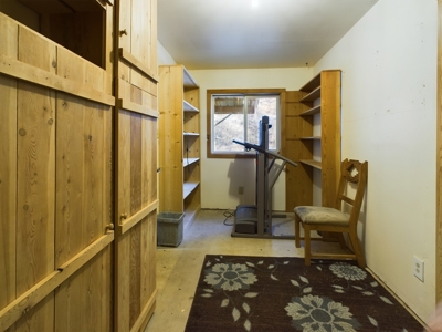 Cabins for Sale in Orogrande, Idaho - image 33