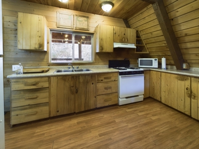 Cabins for Sale in Orogrande, Idaho - image 5