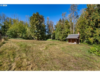 Beautiful Craftsman-Style Home in Yacolt WA - image 12