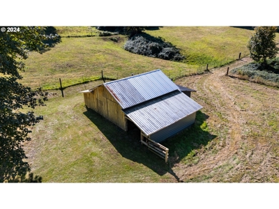 Beautiful Craftsman-Style Home in Yacolt WA - image 10