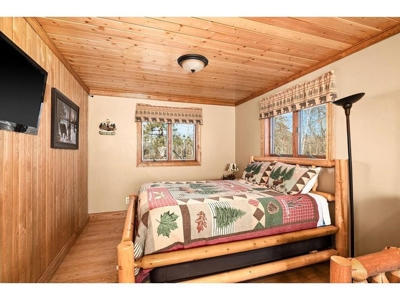 Lakefront Home For Sale on Big Hanging Horn Lake - Barnum MN - image 17