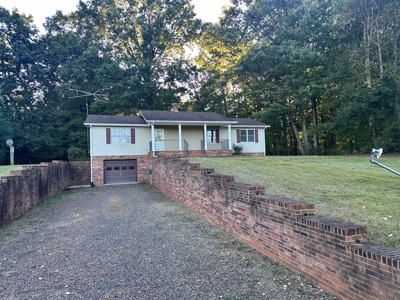 Country Home with Creek Frontage for Sale in Woolwine, VA - image 2