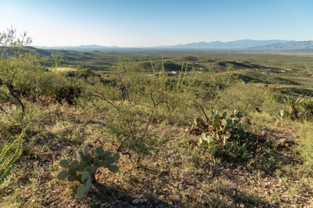 Auction, Mtn top Home w/Views 3-BR, 2-BA, 19 Ac, Vail, AZ - image 16