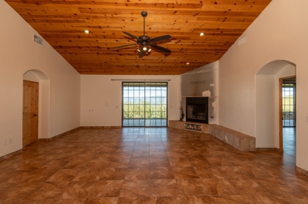Auction, Mtn top Home w/Views 3-BR, 2-BA, 19 Ac, Vail, AZ - image 18