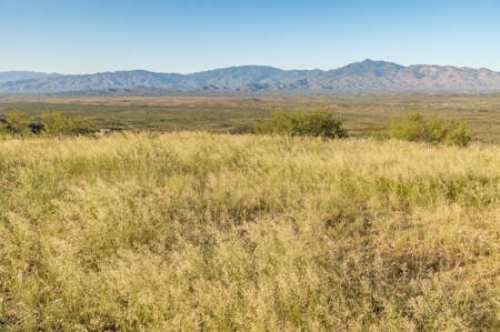 Auction, Mtn top Home w/Views 3-BR, 2-BA, 19 Ac, Vail, AZ - image 47
