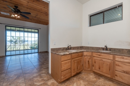 Auction, Mtn top Home w/Views 3-BR, 2-BA, 19 Ac, Vail, AZ - image 25