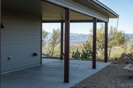 Auction, Mtn top Home w/Views 3-BR, 2-BA, 19 Ac, Vail, AZ - image 10