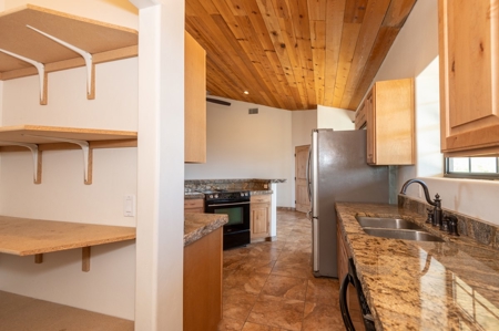 Auction, Mtn top Home w/Views 3-BR, 2-BA, 19 Ac, Vail, AZ - image 21