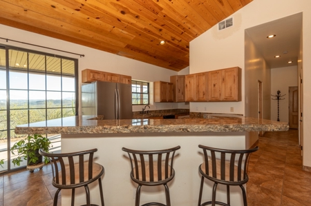 Auction, Mtn top Home w/Views 3-BR, 2-BA, 19 Ac, Vail, AZ - image 19