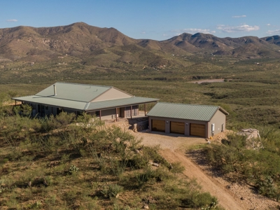 Auction, Mtn top Home w/Views 3-BR, 2-BA, 19 Ac, Vail, AZ - image 1