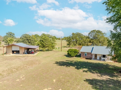 Country Living in Northeast Texas on 5 Acres - image 31