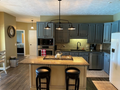 Equine Property For Sale In Tn, Brick Home, Barn, 17Ac+/- - image 15