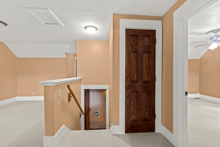 Home and Barn on 5 ac Delaware County Big Walnut Schools - image 25