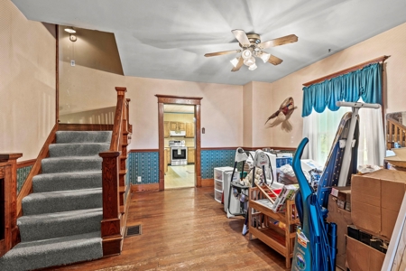 Home and Barn on 5 ac Delaware County Big Walnut Schools - image 13