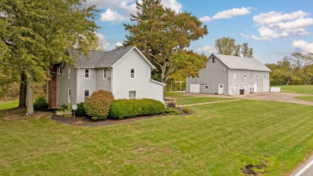 Home and Barn on 5 ac Delaware County Big Walnut Schools - image 6