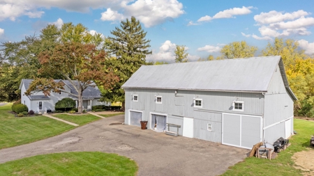 Home and Barn on 5 ac Delaware County Big Walnut Schools - image 7