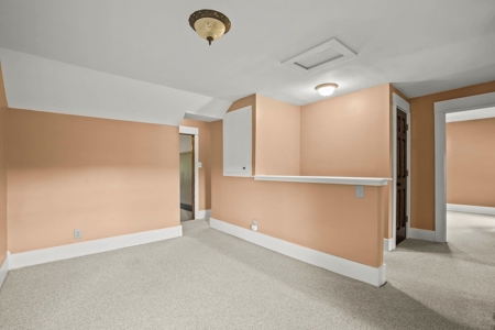 Home and Barn on 5 ac Delaware County Big Walnut Schools - image 27